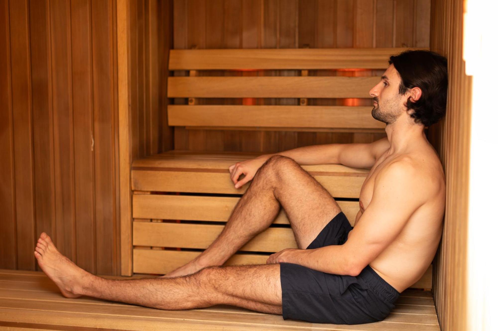 Hotel Springfield & Health Club 3*